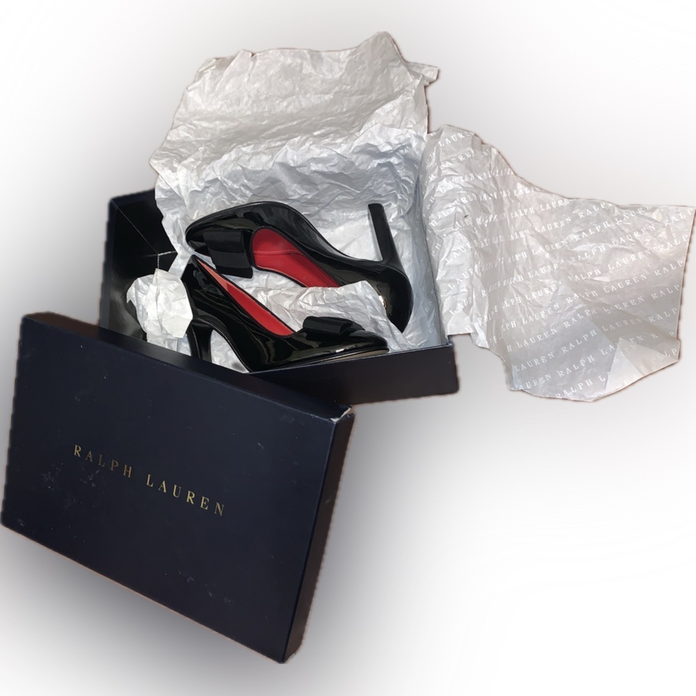 Ralph Lauren Purple Label Mallorie Black Patent Leather Bow Pumps Heels 35.5B - Picture 17 of 17